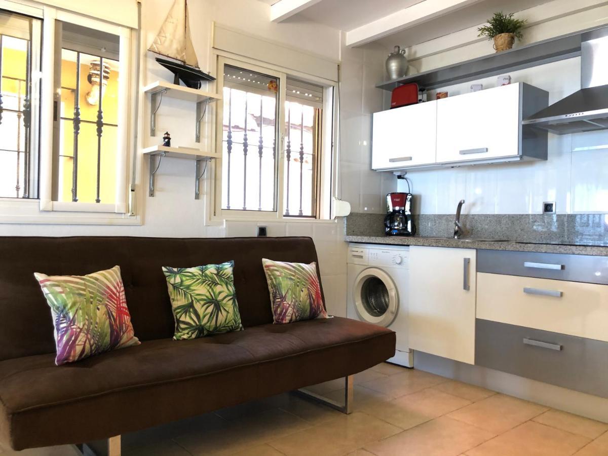 Apartamentos Casa Tia Antonia Málaga Dış mekan fotoğraf