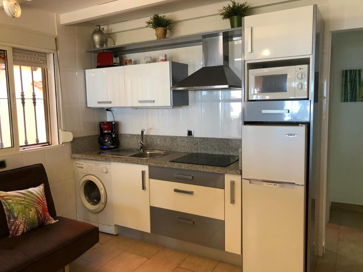 Apartamentos Casa Tia Antonia Málaga Dış mekan fotoğraf