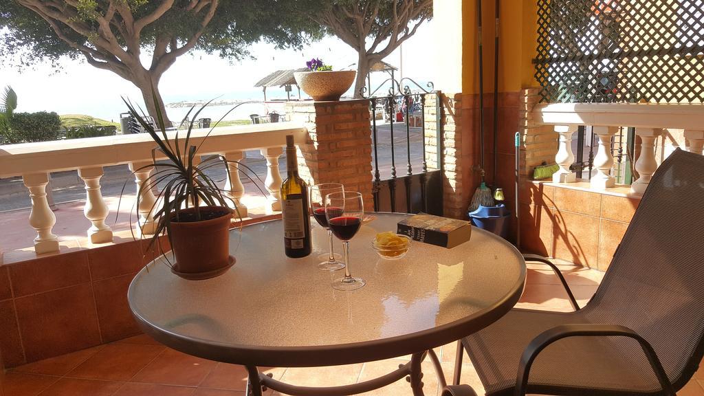 Apartamentos Casa Tia Antonia Málaga Dış mekan fotoğraf