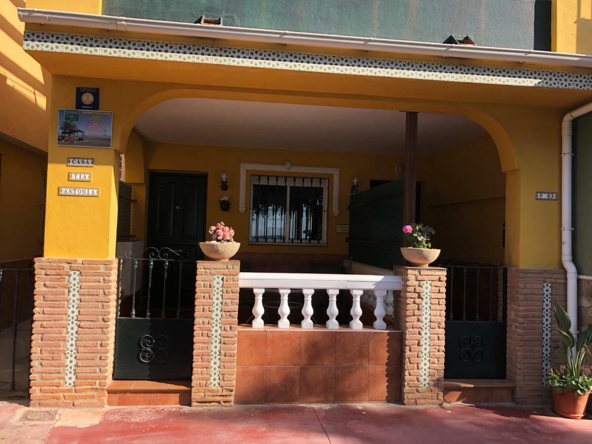 Apartamentos Casa Tia Antonia Málaga Dış mekan fotoğraf